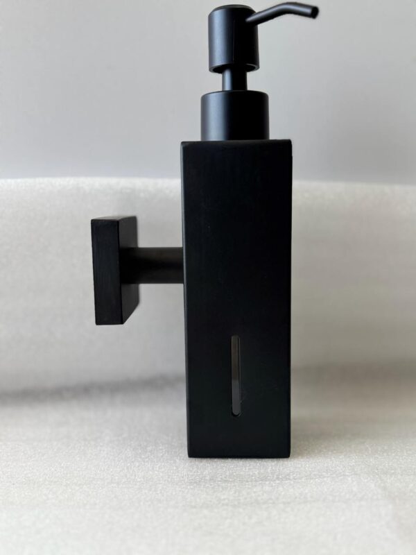 METALLIC SOAP DISPENSER - Image 3